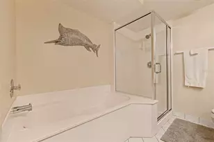 6105 Bahia Del Mar Cir, Saint Petersburg, FL 33715 - Photo 13