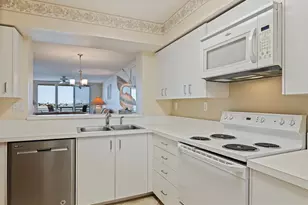 6105 Bahia Del Mar Cir, Saint Petersburg, FL 33715 - Photo 7