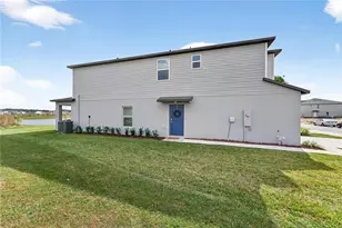 10718 Ironwood Tree Wy, San Antonio, FL 33576 - Photo 9