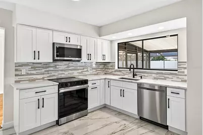 3909 Braesgate Lane, Tampa, FL 33624 - Photo 11