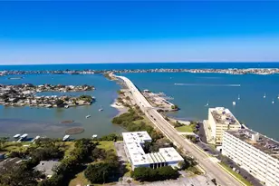 50 Harbor View Ln, Belleair Bluffs, FL 33770 - Photo 1