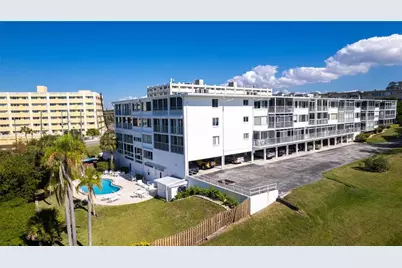 50 Harbor View Lane #11, Belleair Bluffs, FL 33770 - Photo 11