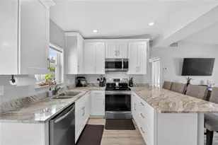 8597 Quail Rd, Seminole, FL 33777 - Photo 9