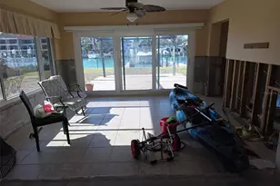 12200 4th St E, Treasure Island, FL 33706 - Photo 3