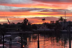 12200 4th St E, Treasure Island, FL 33706 - Photo 11