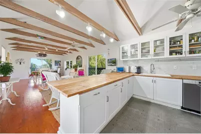 700 Lands End Drive, Longboat Key, FL 34228 - Photo 9