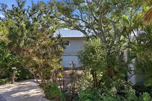 700 Lands End Dr, Longboat Key, FL 34228 - Photo 63