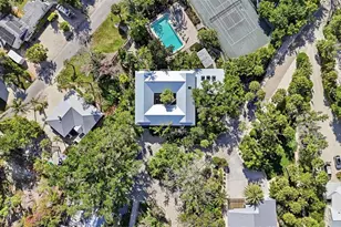 700 Lands End Dr, Longboat Key, FL 34228 - Photo 3