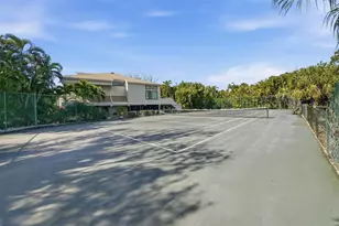 700 Lands End Dr, Longboat Key, FL 34228 - Photo 51