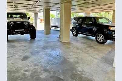 7042 Hibiscus Avenue S, South Pasadena, FL 33707 - Photo 17