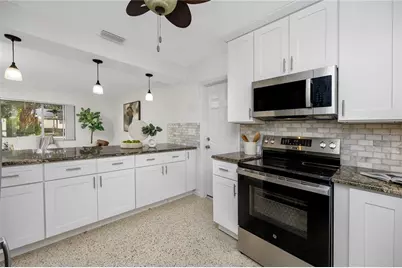 8851 Gulf Boulevard, Saint Pete Beach, FL 33706 - Photo 13