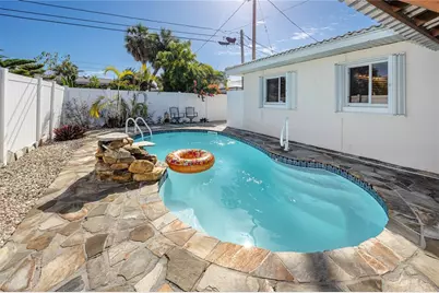 8851 Gulf Boulevard, Saint Pete Beach, FL 33706 - Photo 27