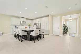 32745 Tamarind Grv Ln, Wesley Chapel, FL 33543 - Photo 13