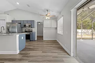 8155 Giffen Ln, Spring Hill, FL 34608 - Photo 15