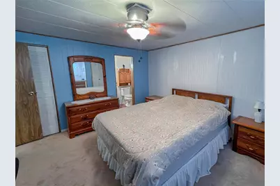 37331 Hammond Drive, Zephyrhills, FL 33541 - Photo 11