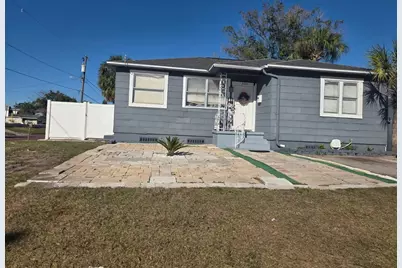 2737 W Spruce Street, Tampa, FL 33607 - Photo 1