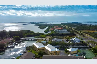 1125 Pinellas Bayway S #304, Saint Petersburg, FL 33715 - Photo 5