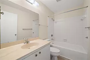 3247 38th Way S, Saint Petersburg, FL 33711 - Photo 19
