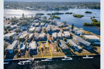 800 Chesapeake Drive #12, Tarpon Springs, FL 34689 - Photo 9