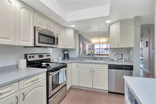 17580 Gulf Blvd, Redington Shores, FL 33708 - Photo 5