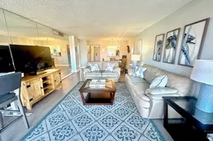 17580 Gulf Blvd, Redington Shores, FL 33708 - Photo 5