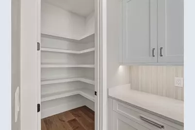 844 26th Avenue N, Saint Petersburg, FL 33704 - Photo 19