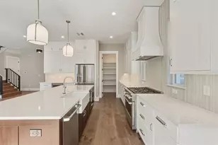 844 26th Ave N, Saint Petersburg, FL 33704 - Photo 21