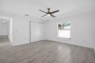 2324 5th Ave Dr E, Palmetto, FL 34221 - Photo 5