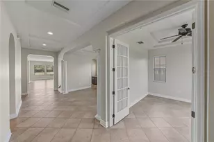 17914 Howsmoor Pl, Lutz, FL 33559 - Photo 15