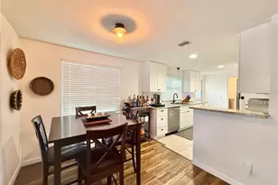 1004 Lake Charles Cir, Lutz, FL 33548 - Photo 17