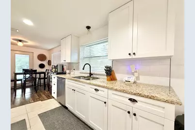 1004 Lake Charles Circle, Lutz, FL 33548 - Photo 23