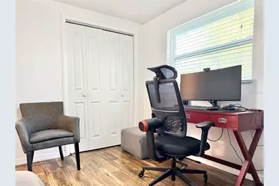 1004 Lake Charles Circle, Lutz, FL 33548 - Photo 39