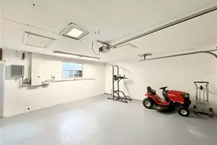 1004 Lake Charles Cir, Lutz, FL 33548 - Photo 51