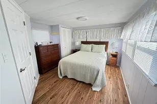 7129 Mt Arlington Dr NE, Saint Petersburg, FL 33702 - Photo 15