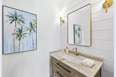 2050 Hawaii Avenue NE, Saint Petersburg, FL 33703 - Photo 41