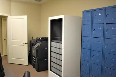 13361 N 56th Street #F, Tampa, FL 33617 - Photo 11