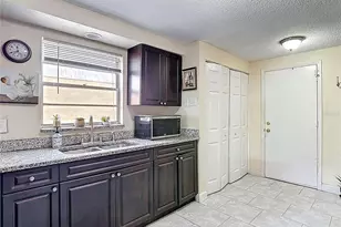 16132 Sagebrush Rd, Tampa, FL 33618 - Photo 17