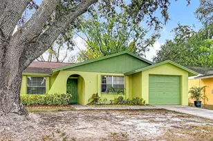 16132 Sagebrush Rd, Tampa, FL 33618 - Photo 3