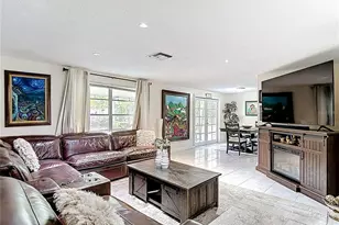 16132 Sagebrush Rd, Tampa, FL 33618 - Photo 7