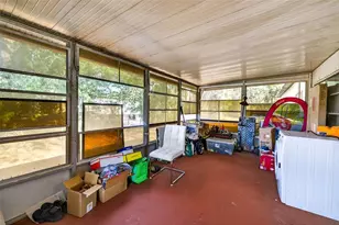 5548 Bruce Ln, Wesley Chapel, FL 33543 - Photo 7