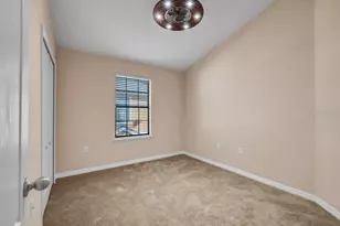 5722 Kinglethill Dr, Lithia, FL 33547 - Photo 19