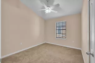 5722 Kinglethill Dr, Lithia, FL 33547 - Photo 17