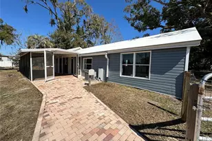 36506 Althea Ln, Zephyrhills, FL 33541 - Photo 7