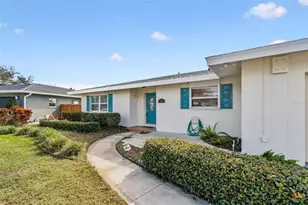 3700 21st Ave N, Saint Petersburg, FL 33713 - Photo 13