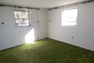 38011 Dixie Ave, Dade City, FL 33525 - Photo 19