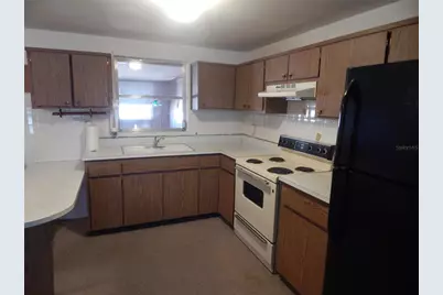 38011 Dixie Avenue, Dade City, FL 33525 - Photo 11