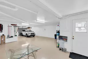 173 Sun Isle Cir, Treasure Island, FL 33706 - Photo 25