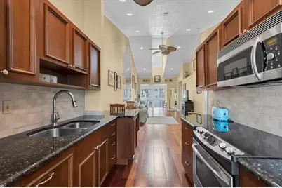 173 Sun Isle Circle, Treasure Island, FL 33706 - Photo 13