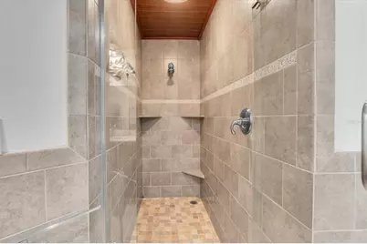 173 Sun Isle Circle, Treasure Island, FL 33706 - Photo 21