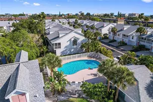 173 Sun Isle Cir, Treasure Island, FL 33706 - Photo 33